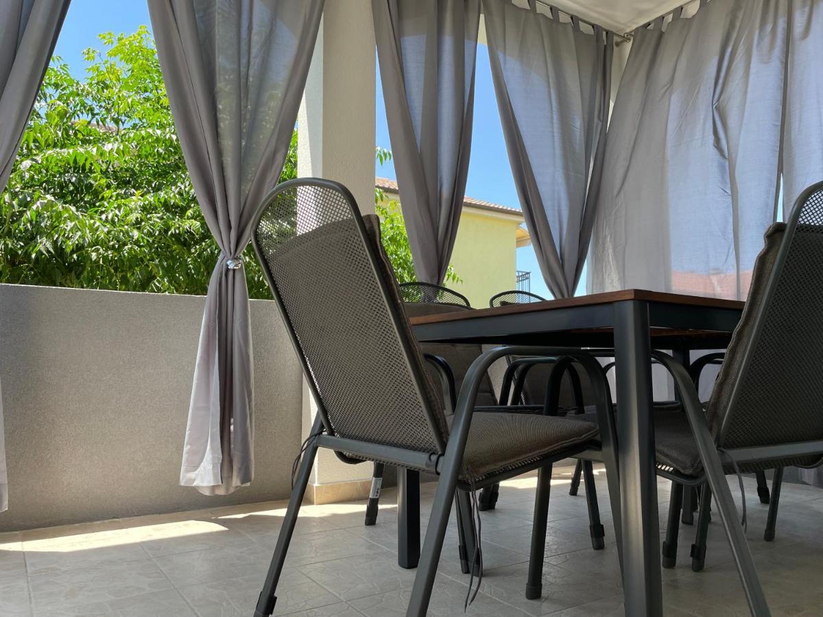 Appartement Mare à Zadar Extérieur photo