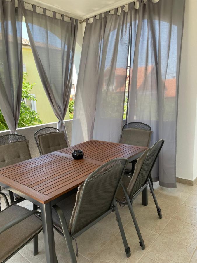 Appartement Mare à Zadar Extérieur photo
